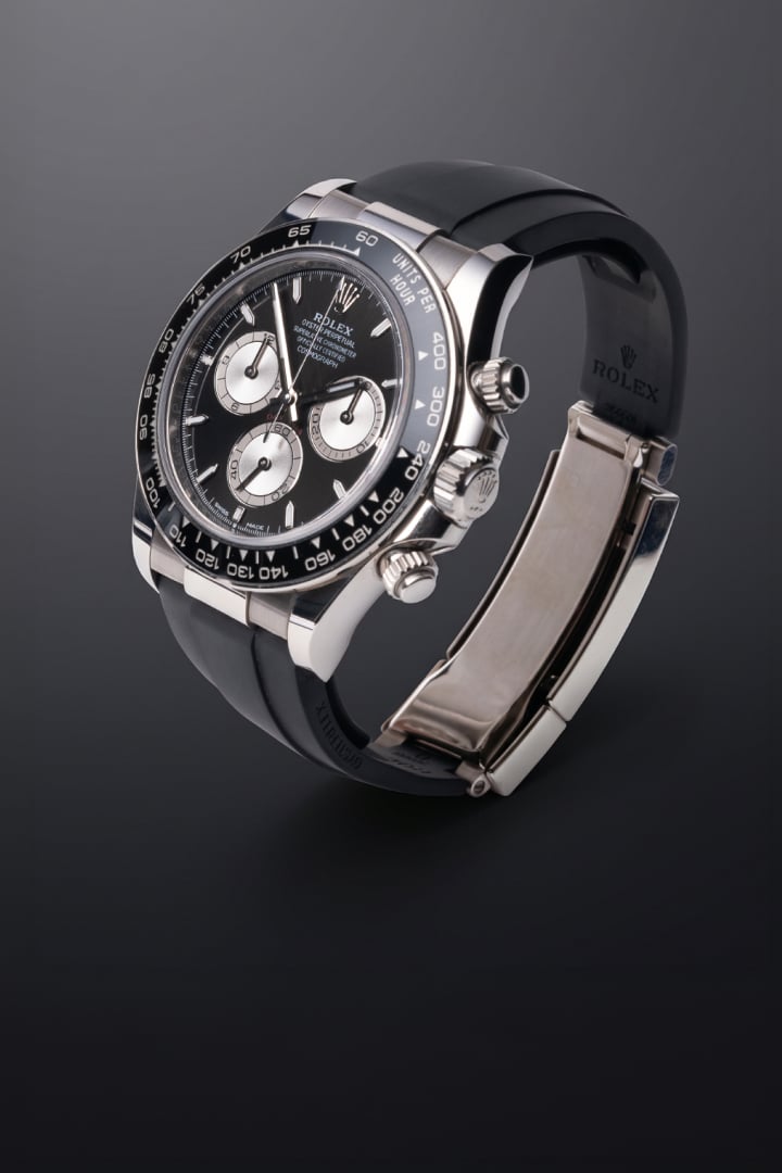 Save up to SGD 700