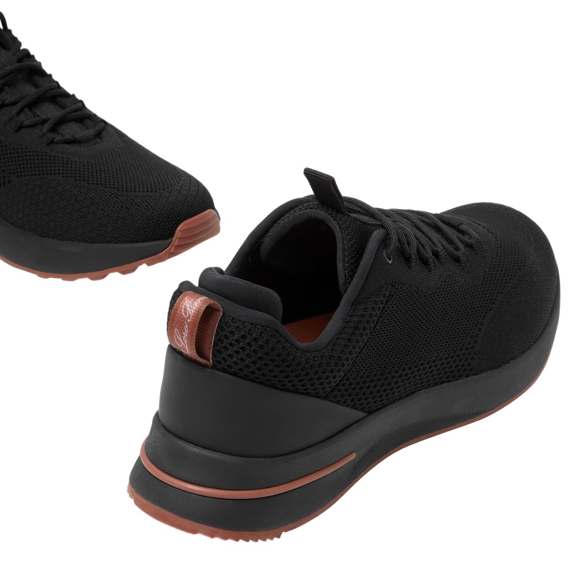 Week End Walk Microfiber Sneaker Black