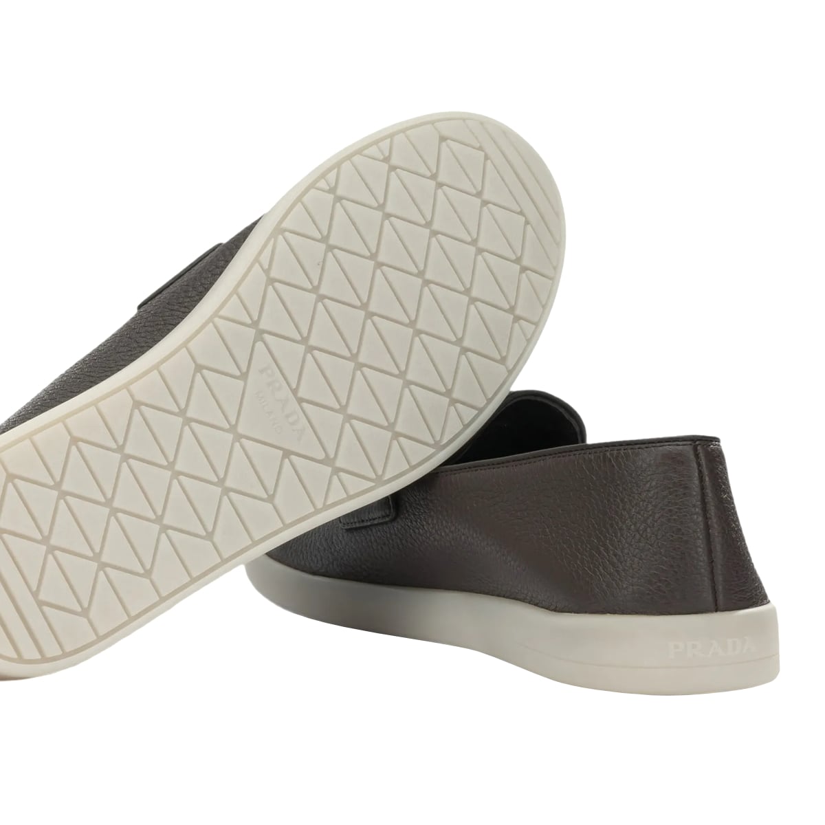 Enamel Triangle Logo Grained Texture Loafers Brown