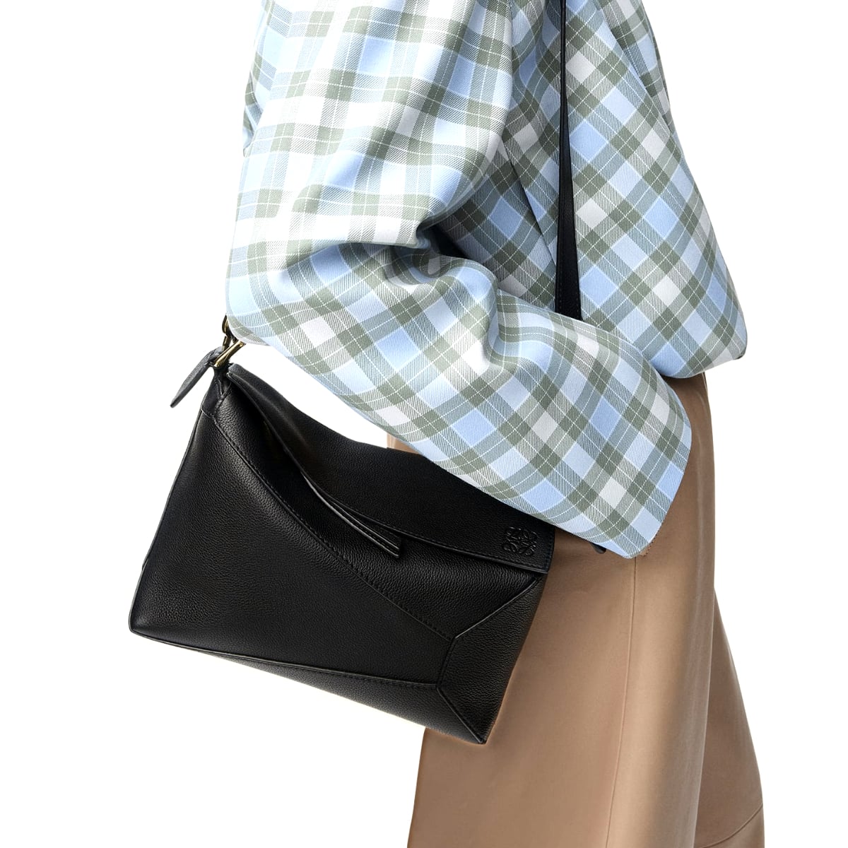 Small Puzzle Edge Soft Grained Calfskin Bag Black