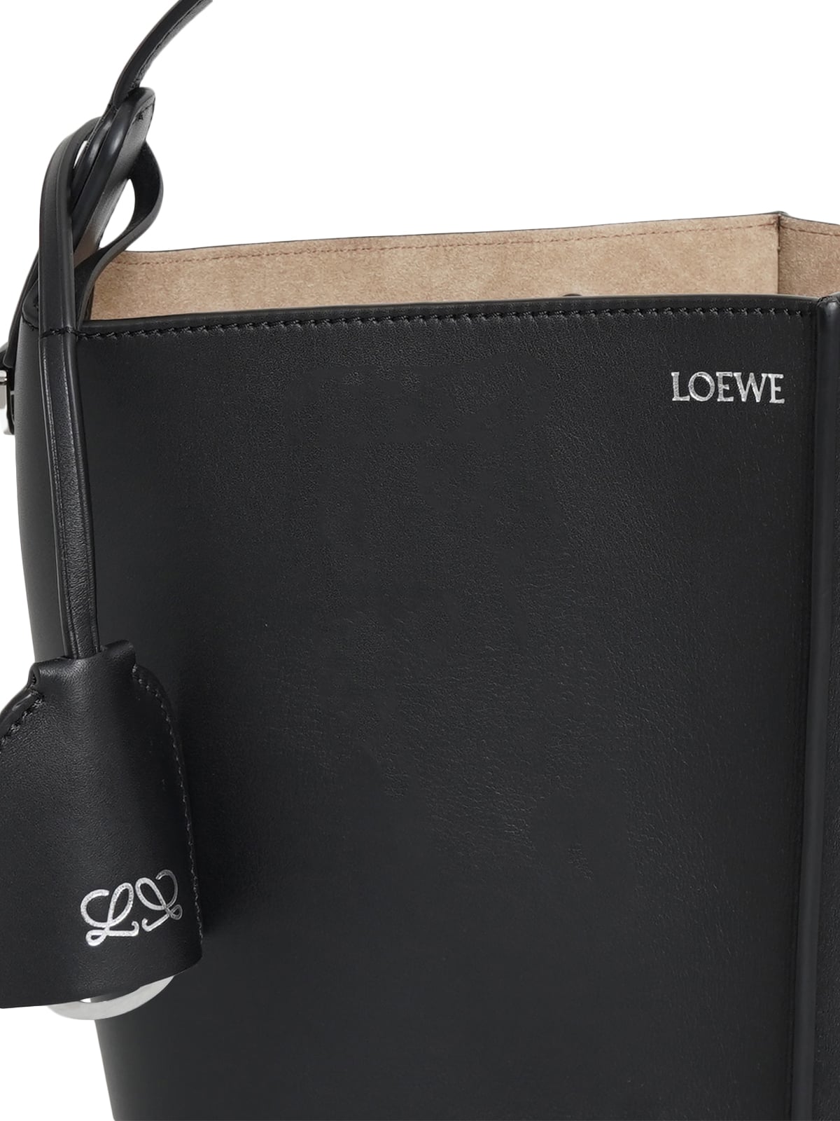 Medium Bilbao Bucket Calfskin Black