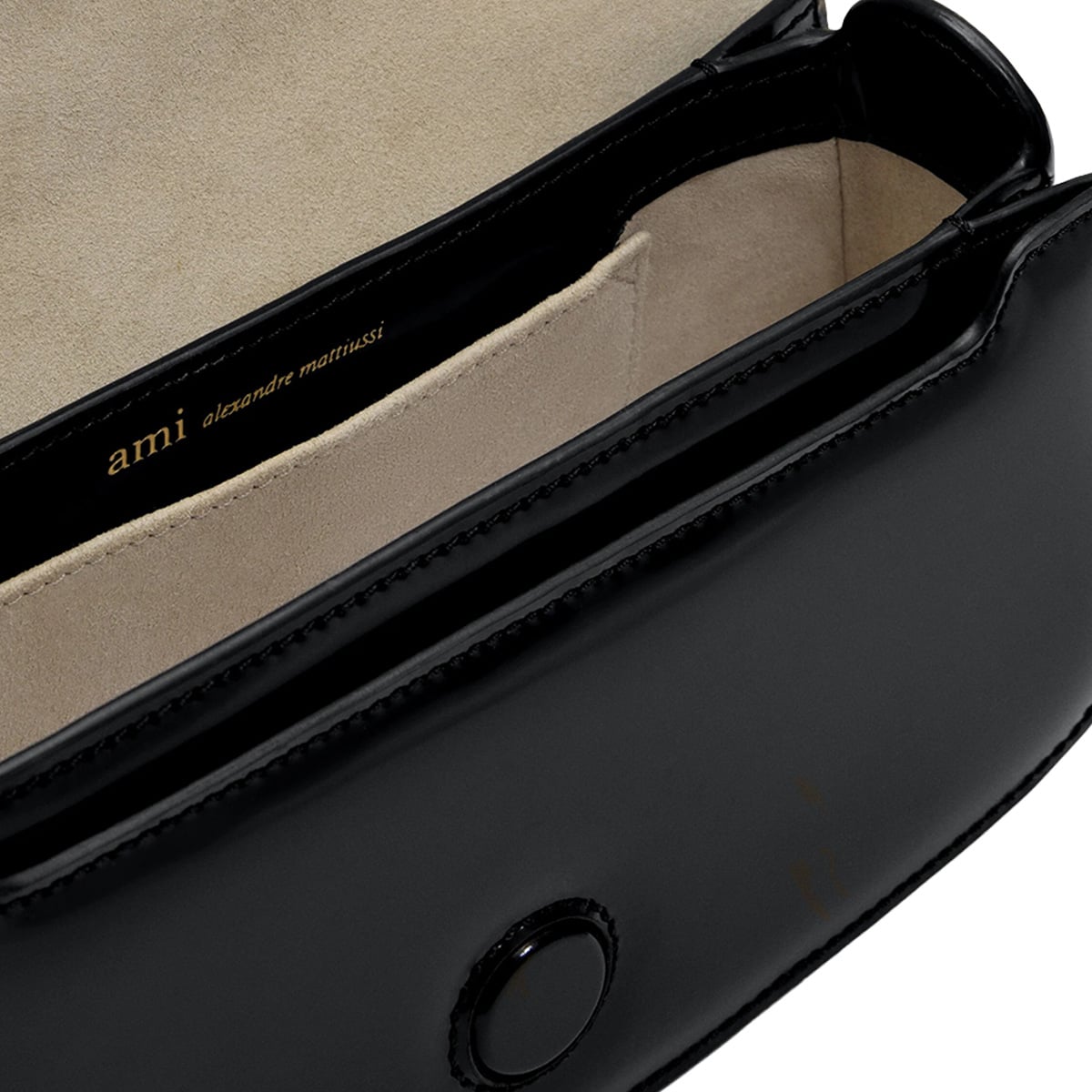 Paris Shoulder Bag Glazed Leather Black