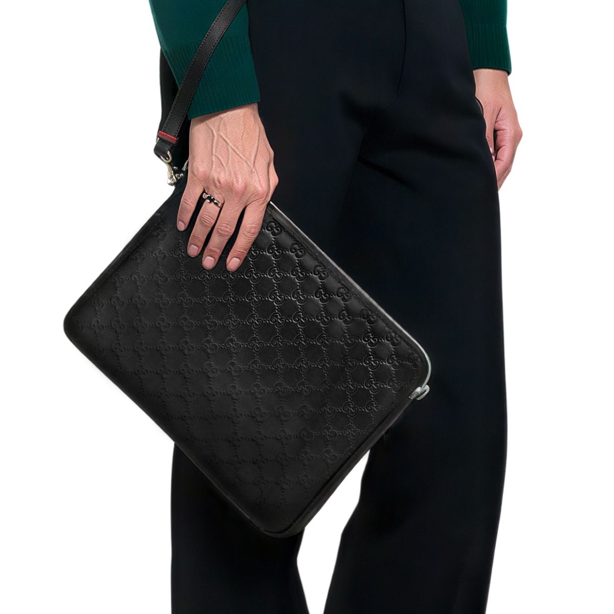 GG Emblem Medium Crossbody Bag Black