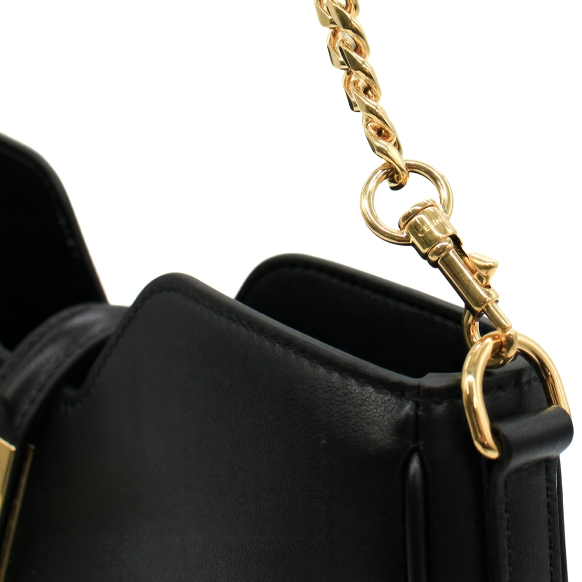 Camille 16 Shoulder Bag Calfskin Leather Black GHW
