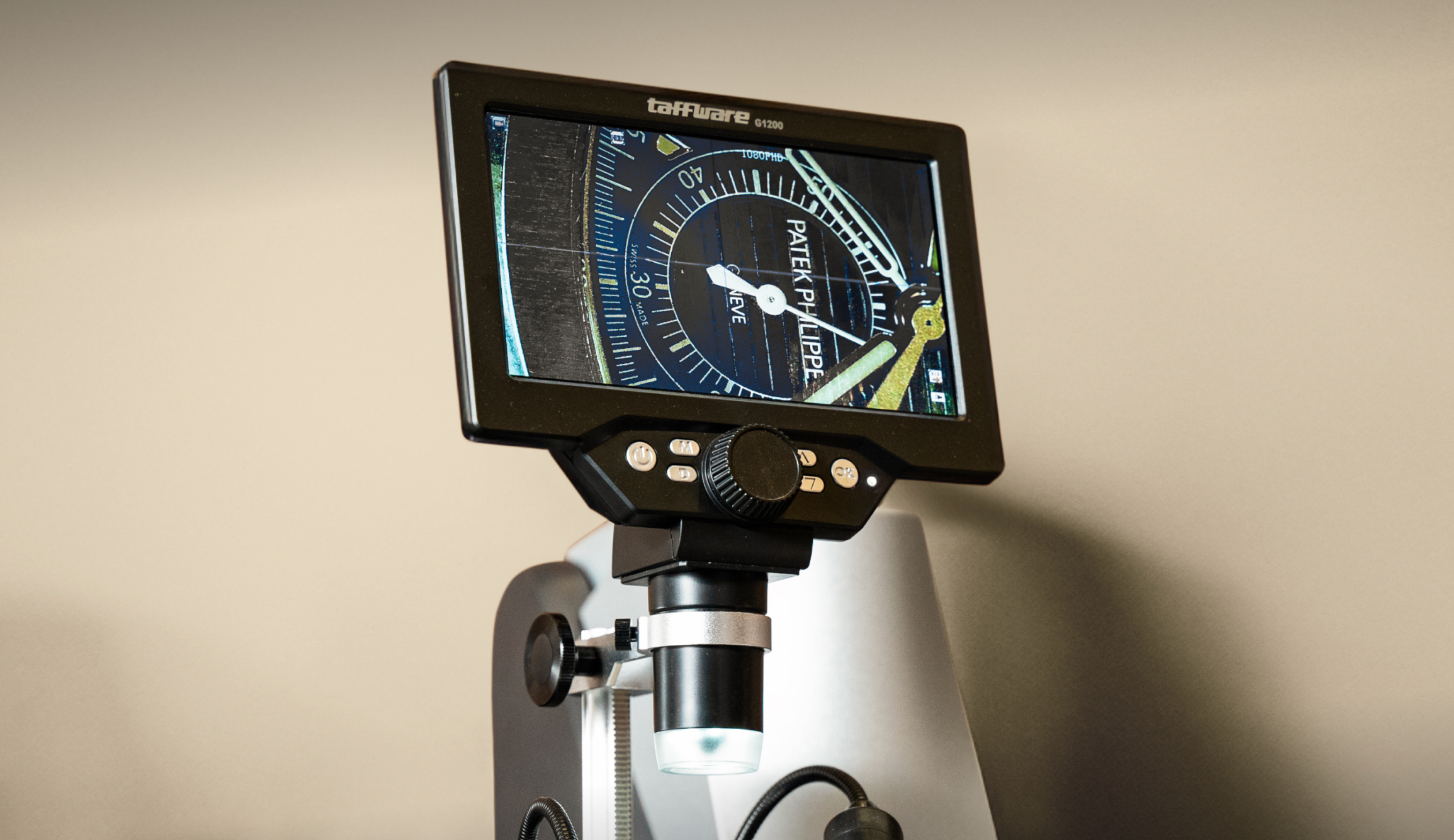 Microscope